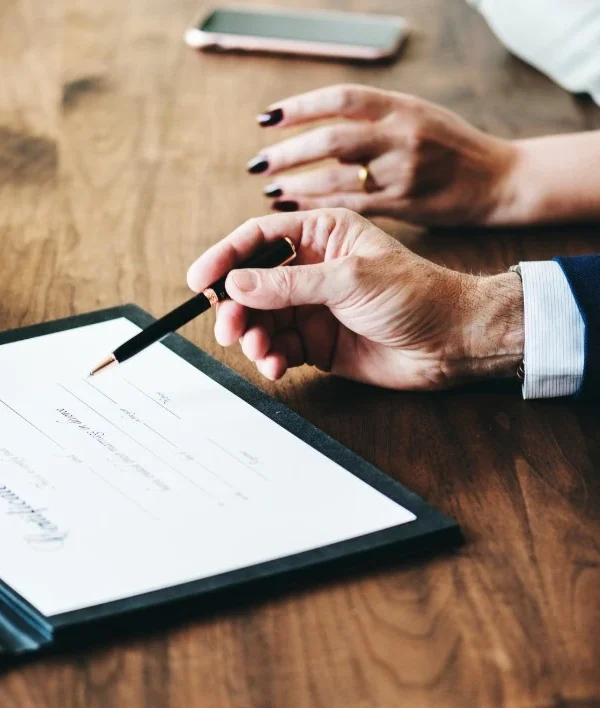 imagen acuerdo proindiviso con tablet